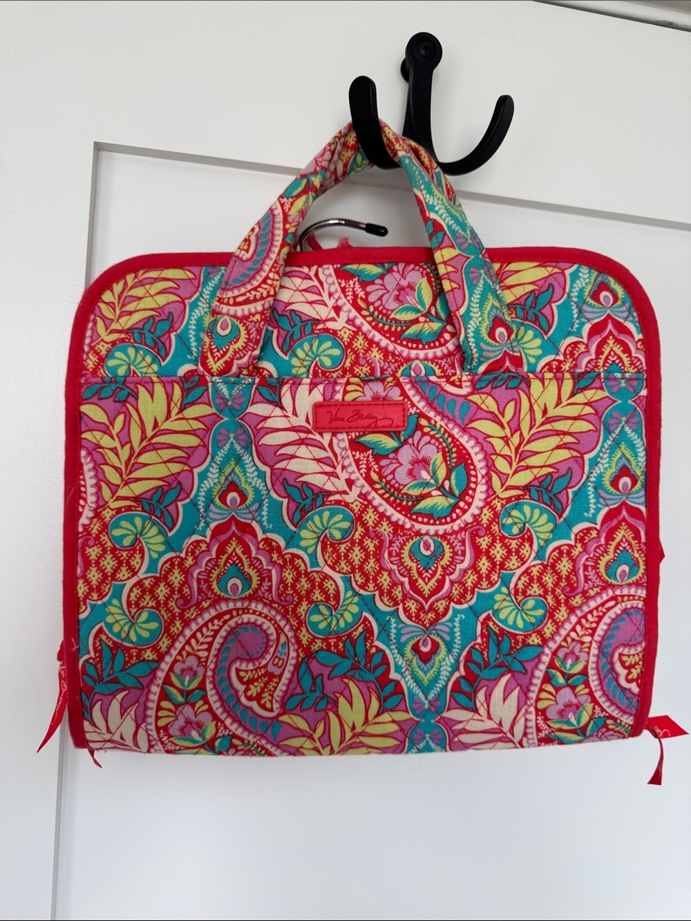 Vera Bradley Bright Floral Quilted Travel Case in Teal and Red